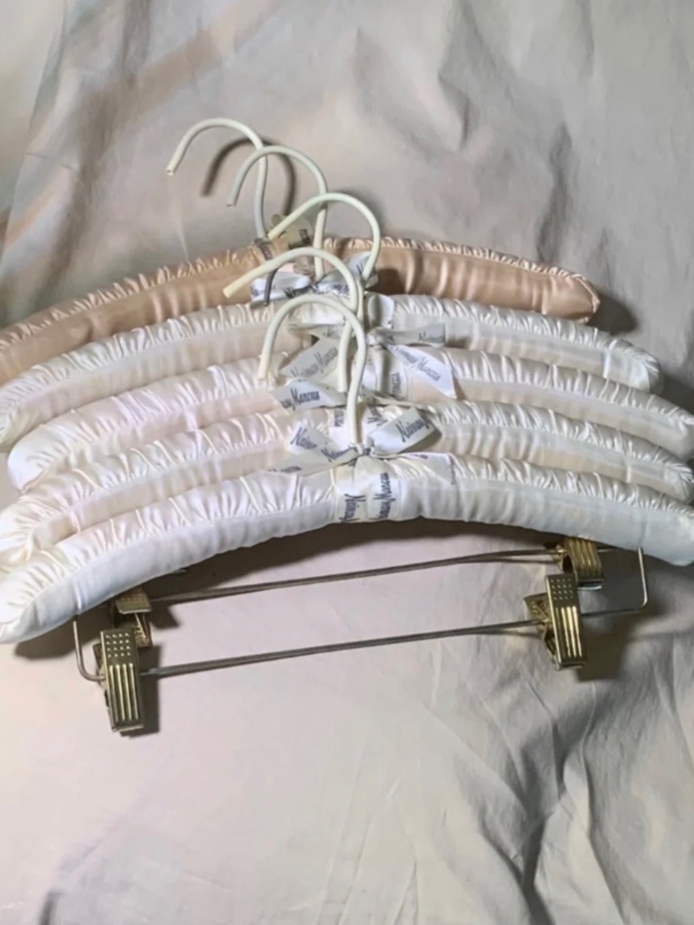 5  15“ PADDED HANGERS WITH ADJUSTABLE CLIPS